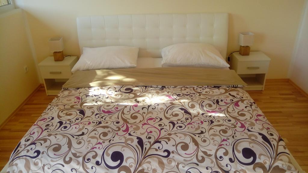 Apartments Nina Блед Екстериор снимка